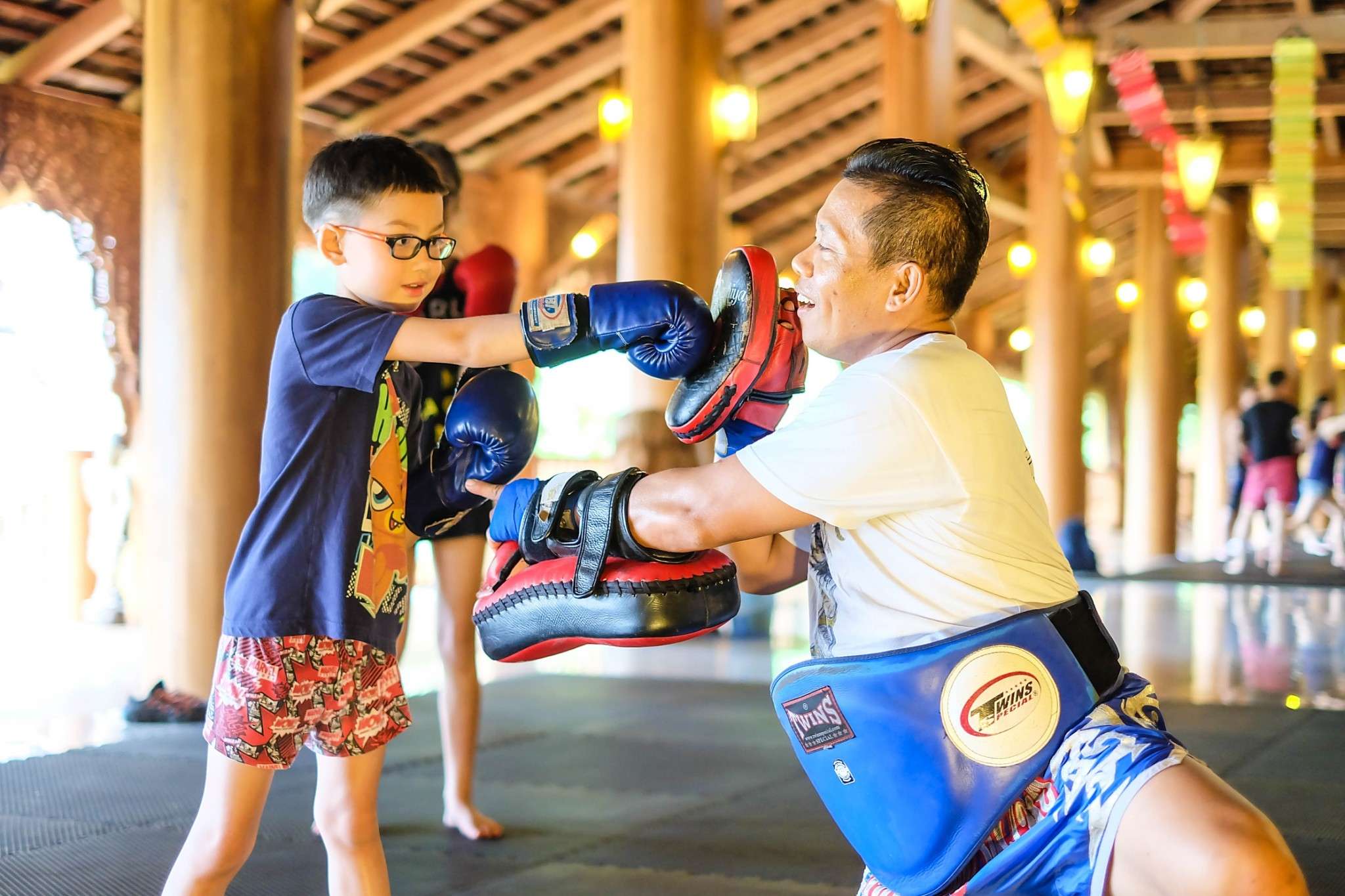 MUAY THAI (KID BOXING)