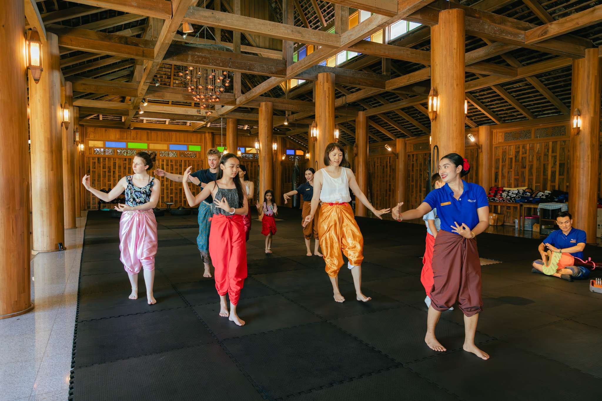 THAI CLASSICAL DANCE